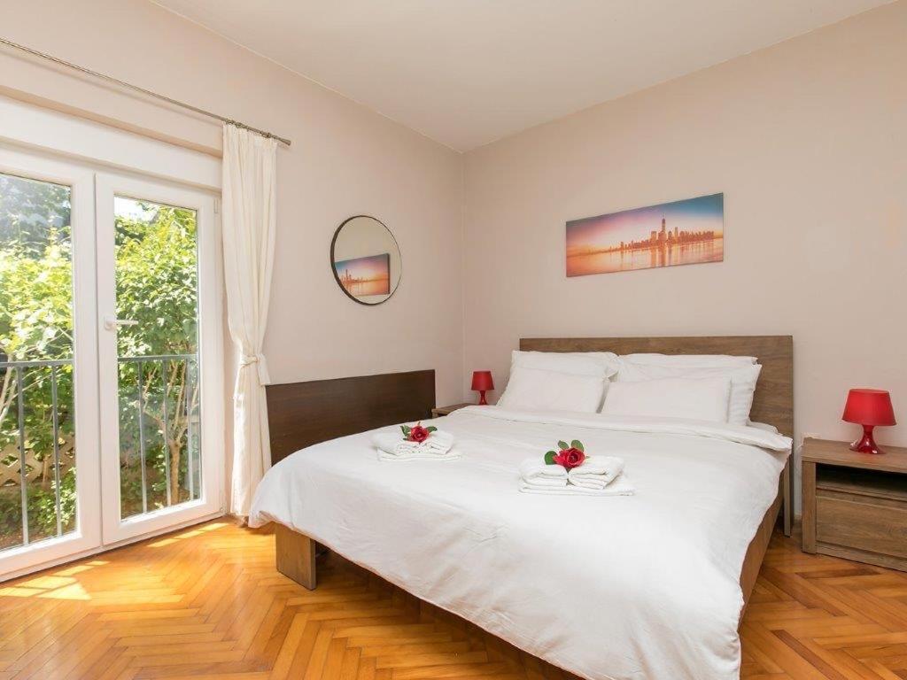 Loredana Apartment *