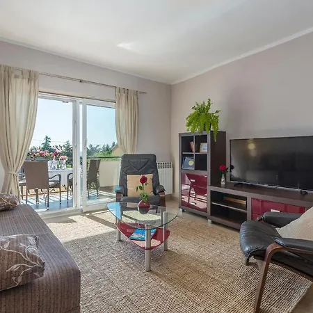 Apartments Loredana Porec Exterior photo